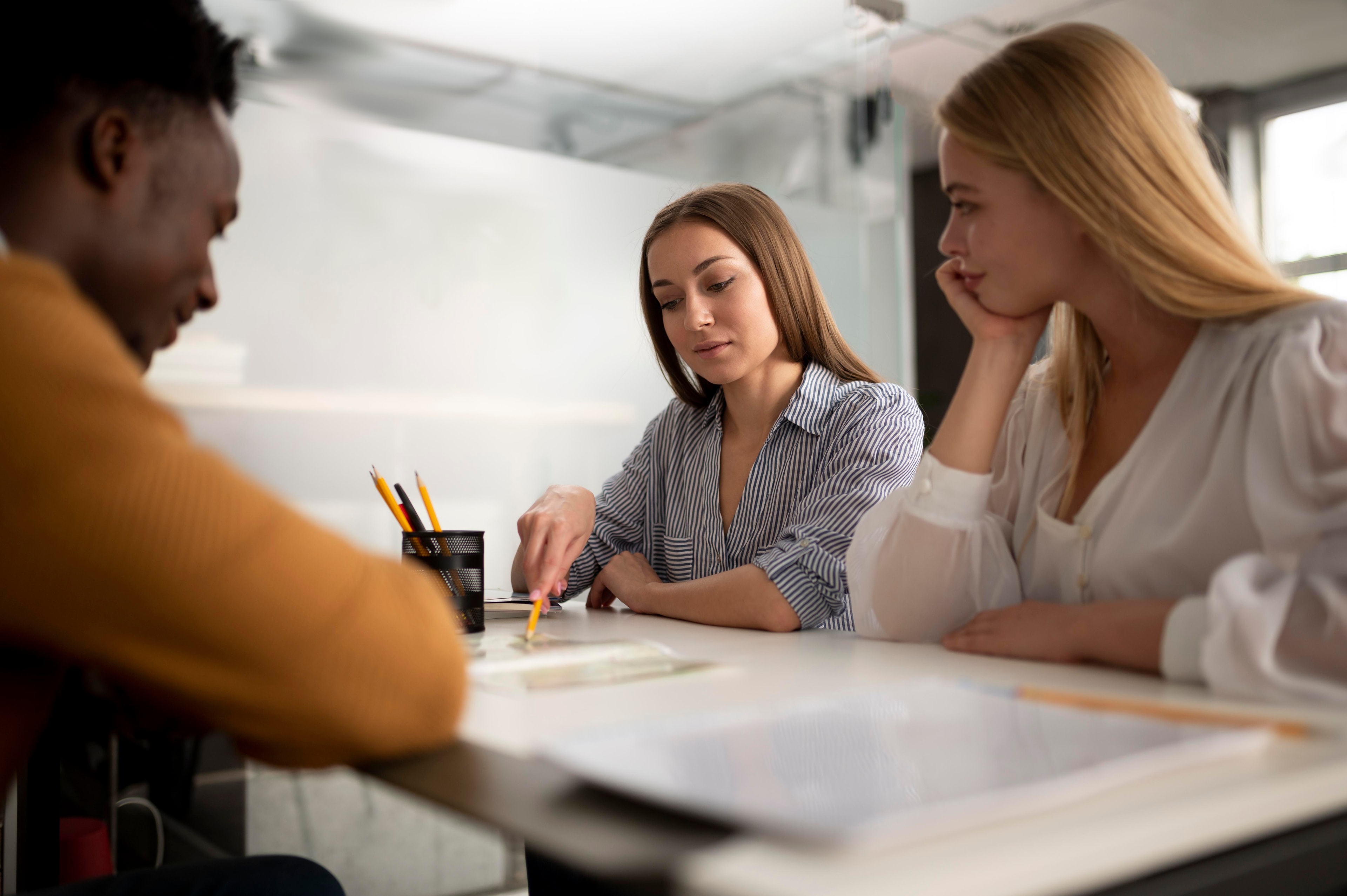 Étudier dans un pôle d’enseignement supérieur : un modèle au service de la réussite étudiante