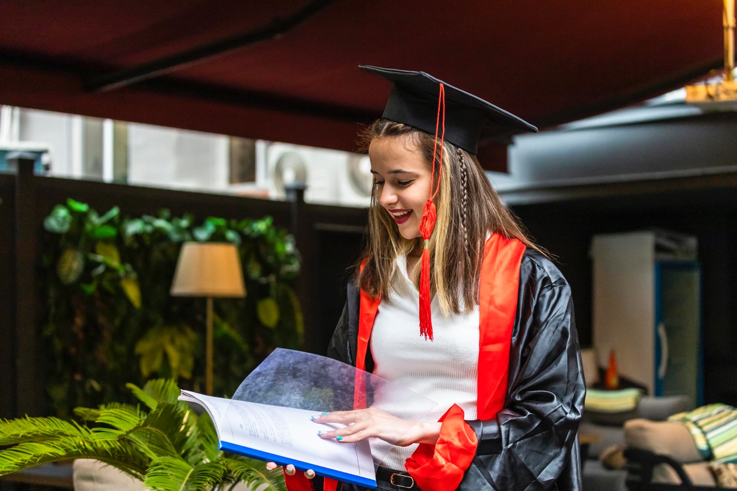 Du diplôme à l’emploi : comment l’enseignement supérieur prépare à l’insertion